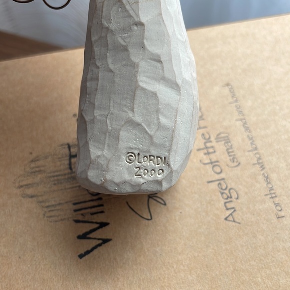 Willow Tree "Angel of the Heart" - Picture 6 of 7